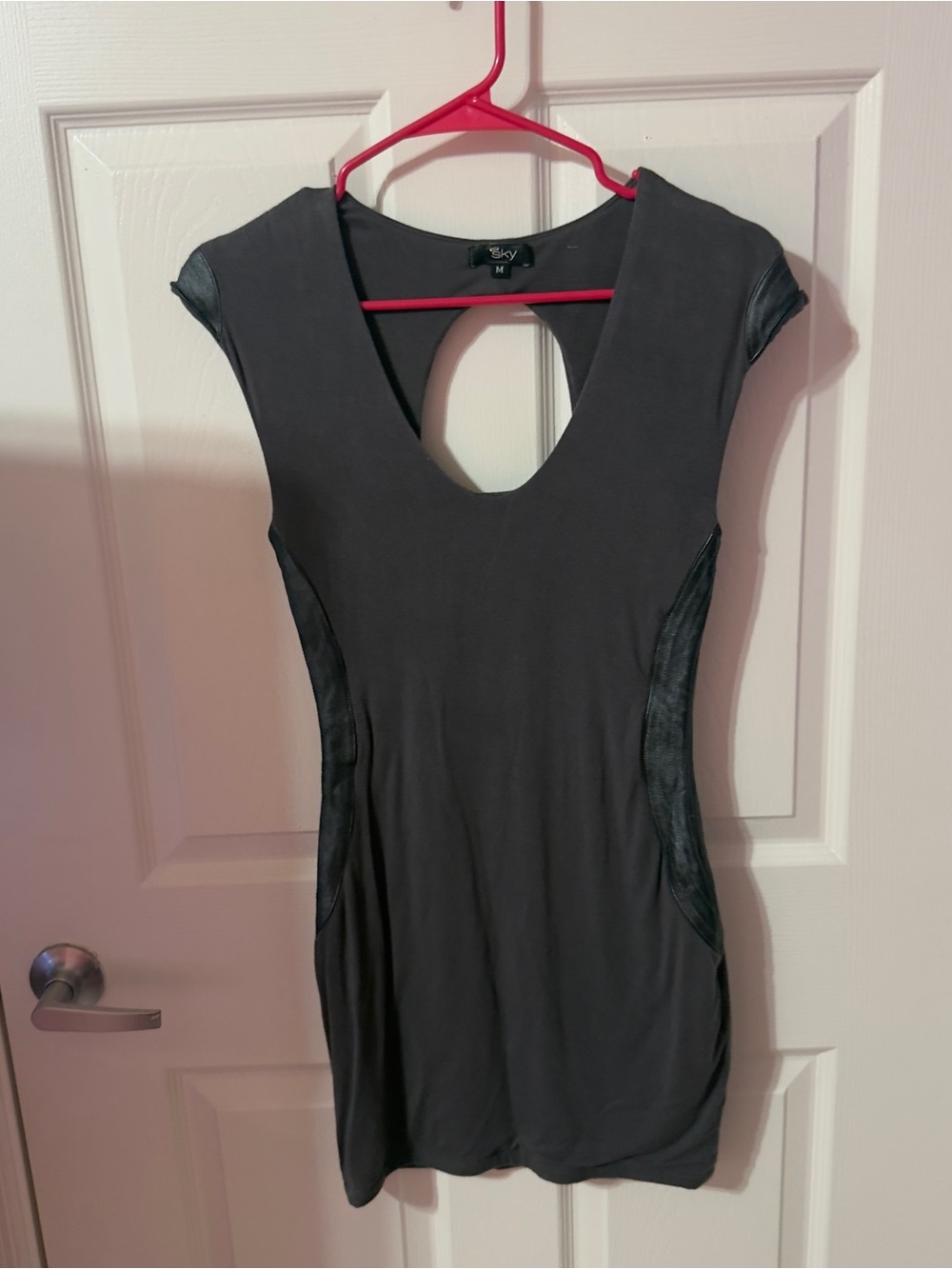 Sky Charcoal Black Cap-Sleeve Keyhole Tunic
